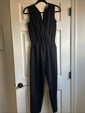 one clothing Black Sleeveless V-Neck Jumpsuit